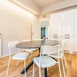 Cinema Airport 6 Minute Warmed Idropool And Patio *