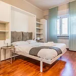 Cinema Airport 6 Minute Warmed Idropool And Patio *