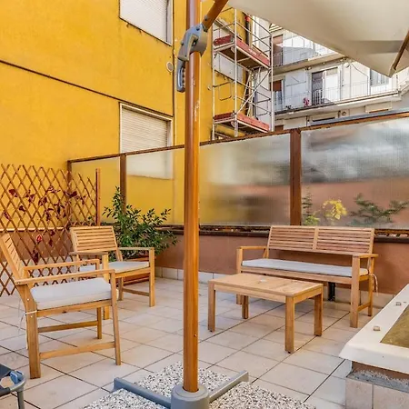 Apartment Cinema Airport 6 Minute Warmed Idropool And Patio *