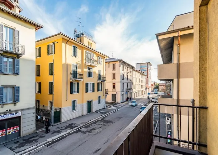 Cinema Airport 6 Minute Warmed Idropool And Patio *