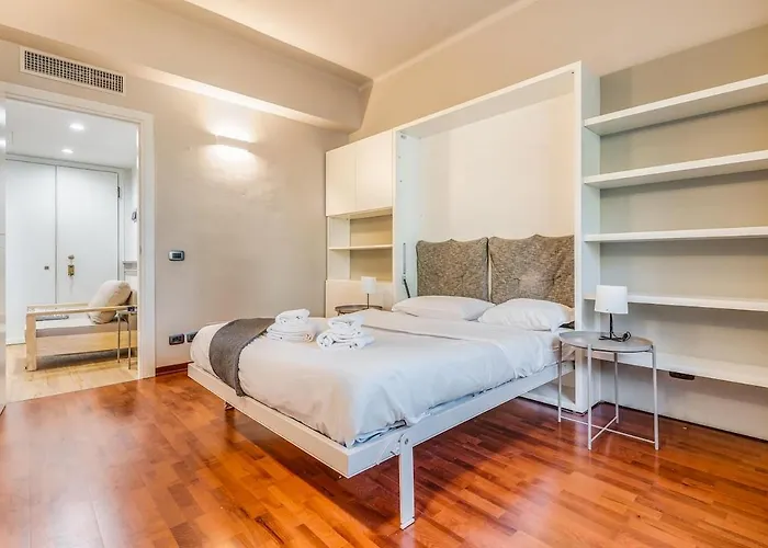 Cinema Airport 6 Minute Warmed Idropool And Patio Apartamento