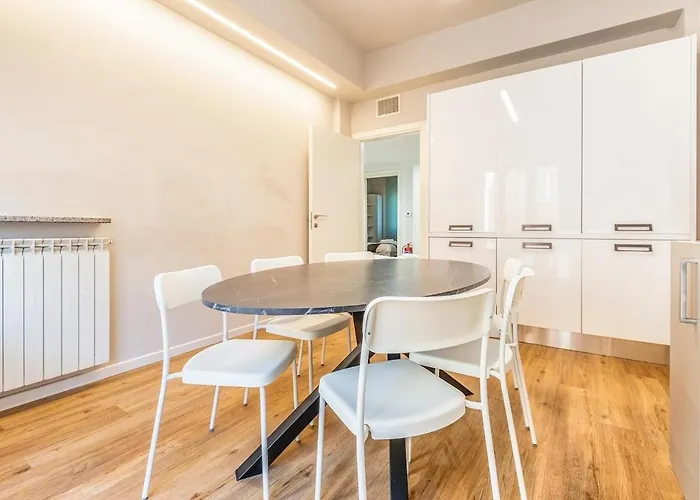 Cinema Airport 6 Minute Warmed Idropool And Patio *